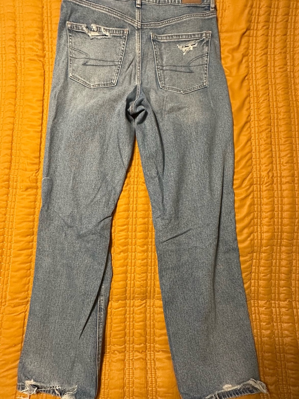 American Eagle Outfitters Distressed Light Blue Straight Leg Jeans - Picture 4 of 4